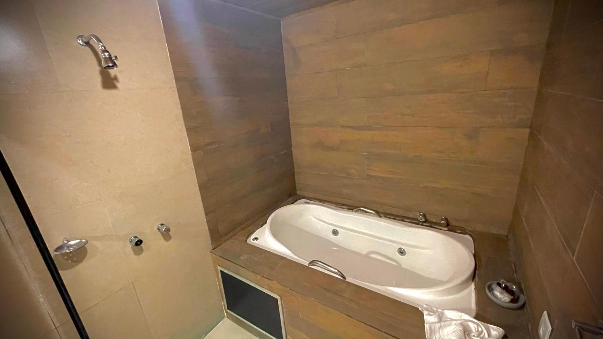 Alive Eco Hut Pousada Монте Верде Екстериор снимка